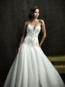 Rochii de mireasa "Allure Bridals" Model 8818