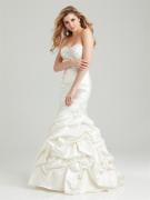 Rochie de mireasa "Allure Bridals" Model 2556