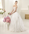 rochii-de-mireasa-pronovias-2013_dorado_b