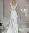 Rochii de mireasa Reem Acra (I)