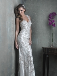 Rochii pentru orice mireasa: Allure Bridals